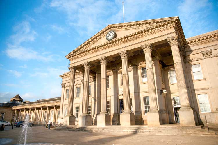 Recommended Estate Agents In Huddersfield